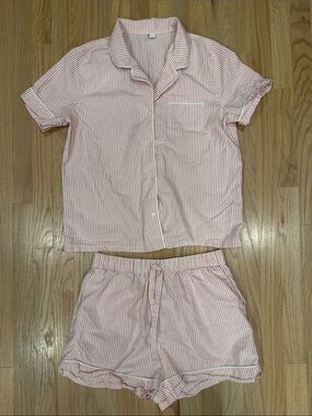 Nordstrom 100% Cotton Striped Women’s
PJ’s Set Pink/Red White Button Front S